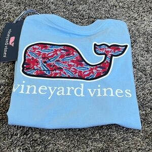 Vineyard Vines Light Blue Tee with Red Patterned Whale Logo. New 3t